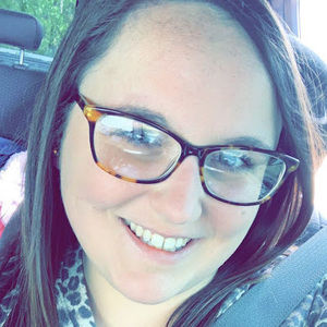 Meet your Posher, Courtney